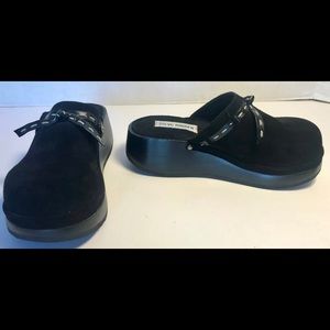 NEW Steve Madden Black Leather Suede Clogs SIZE 5